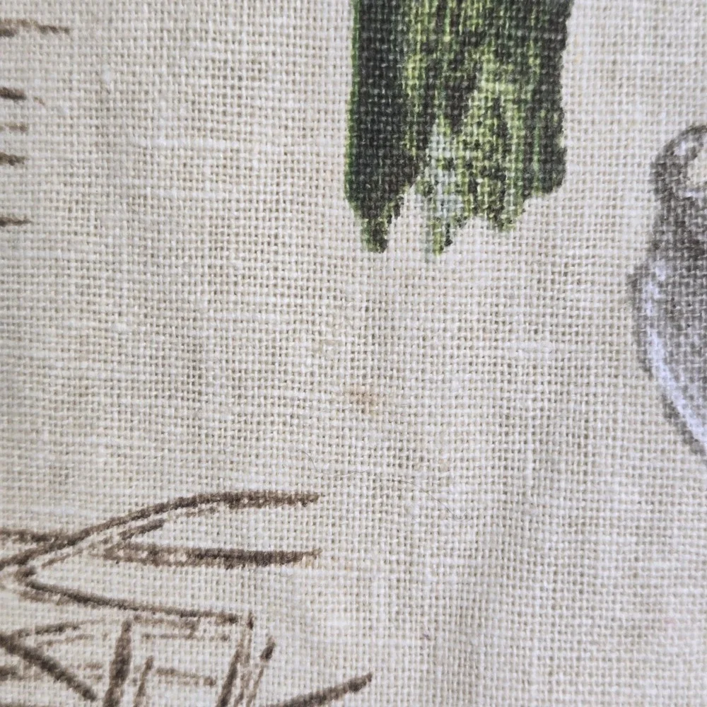 Pottery Barn Amaryllix Winter Bird Botanical Table Runner 18